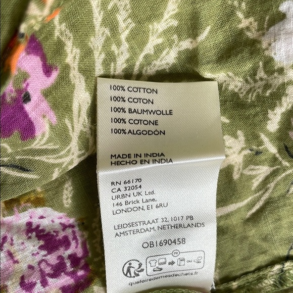 Anthropologie Gorgeous Green Floral Blouse with Tie Front, Ruffles, Bell Cuffs - Picture 9 of 9